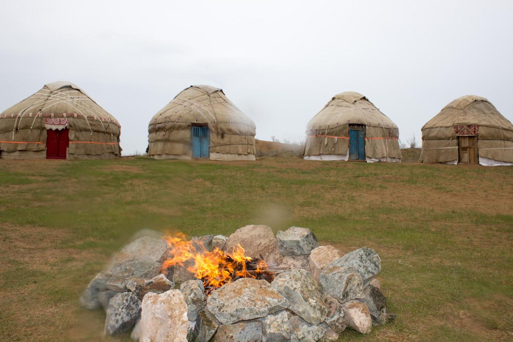 Hotel Authentic Uzbek Yurt Camp Eco-Friendly à Nurota Extérieur photo