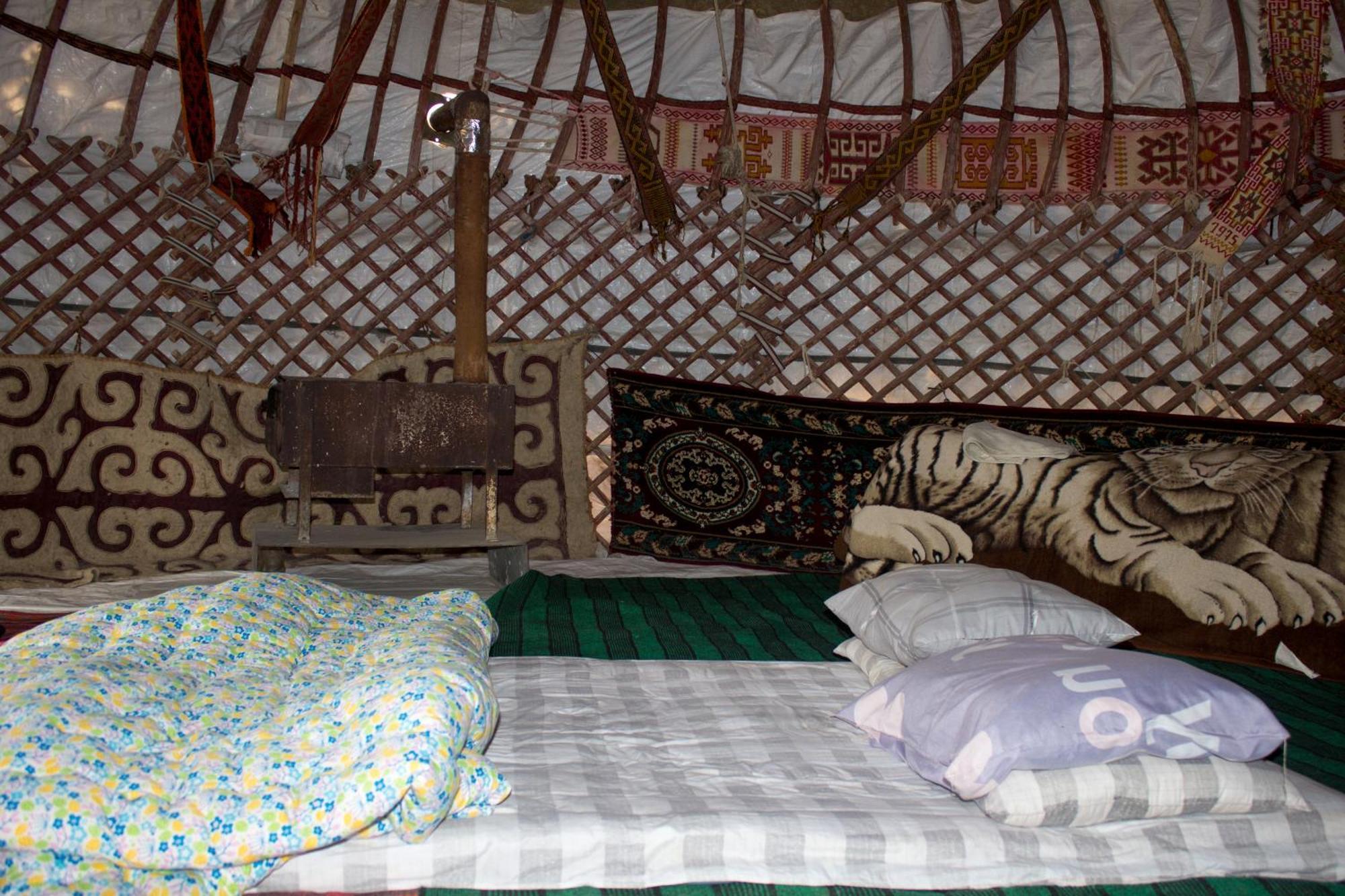 Hotel Authentic Uzbek Yurt Camp Eco-Friendly à Nurota Extérieur photo